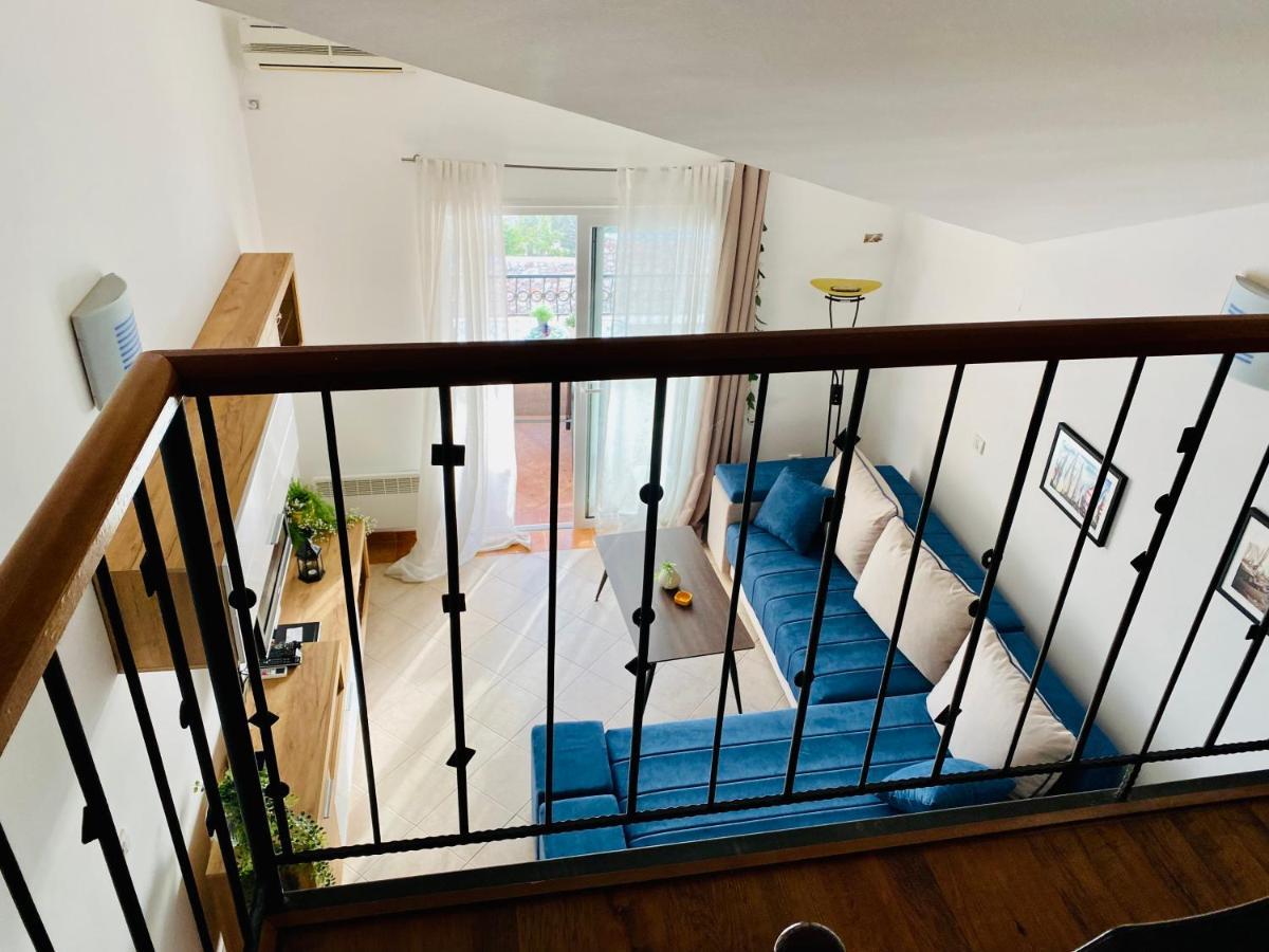 Apartment Blue Sveti Stefan Bagian luar foto