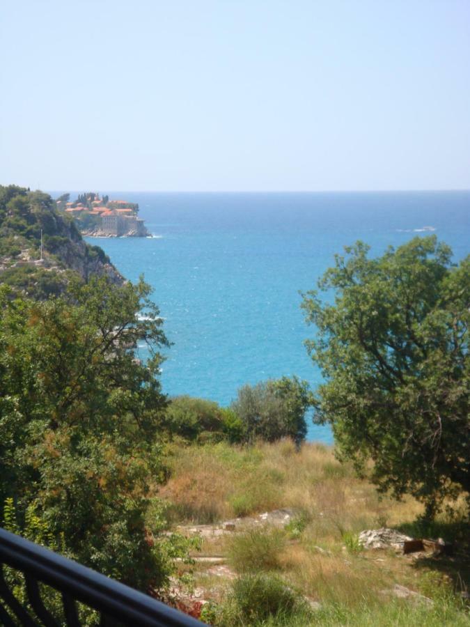 Apartment Blue Sveti Stefan Bagian luar foto
